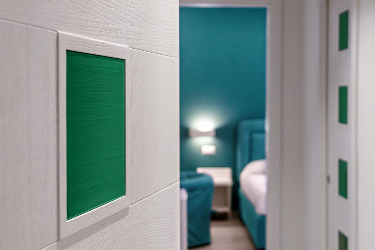 Tiffany Suites Sorrento Bagian luar foto